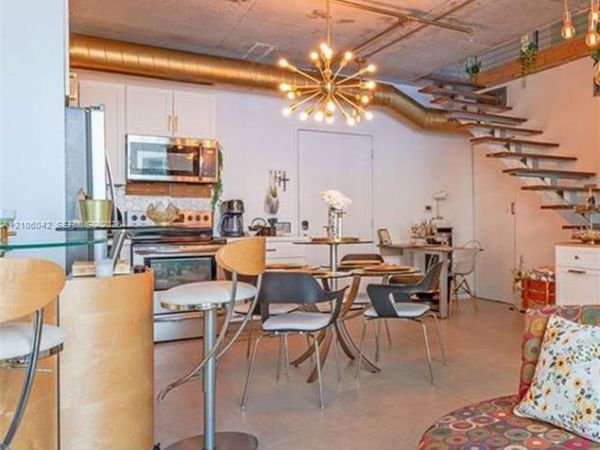 690 SW 1st Ct, Unit 2922, Miami, FL 33130