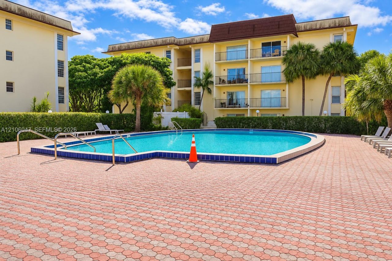 11905 NE 2nd Ave , Unit C301, North Miami, FL 33161 Photo