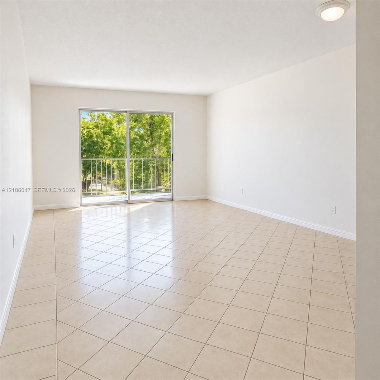 11905 NE 2nd Ave , Unit C301, North Miami, FL 33161 Photo