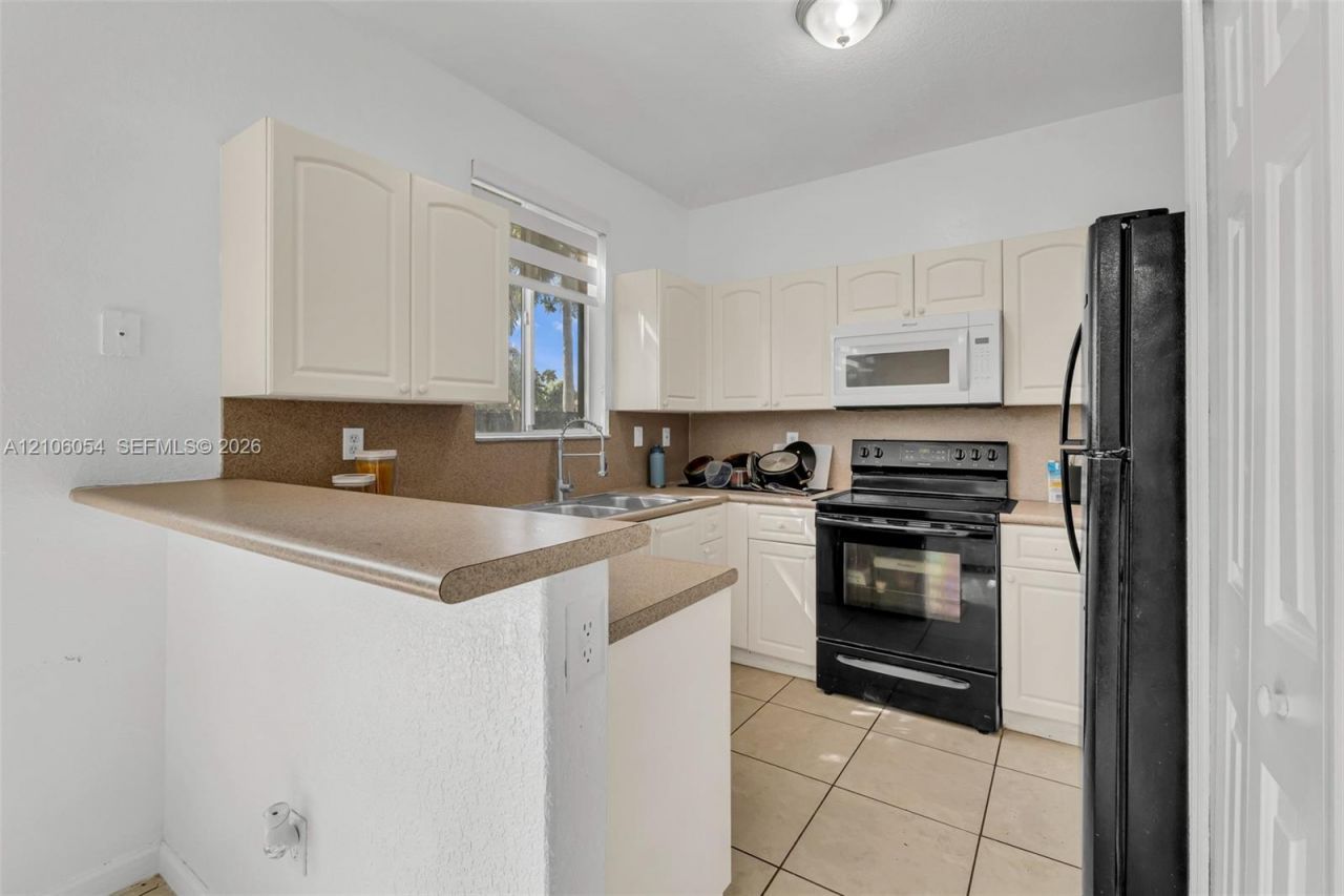 1406 SE 26th Ct, Unit 311, Homestead, FL 33035 Photo