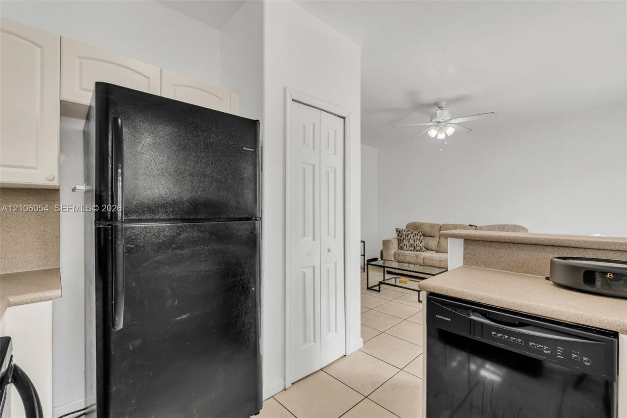1406 SE 26th Ct, Unit 311, Homestead, FL 33035 Photo