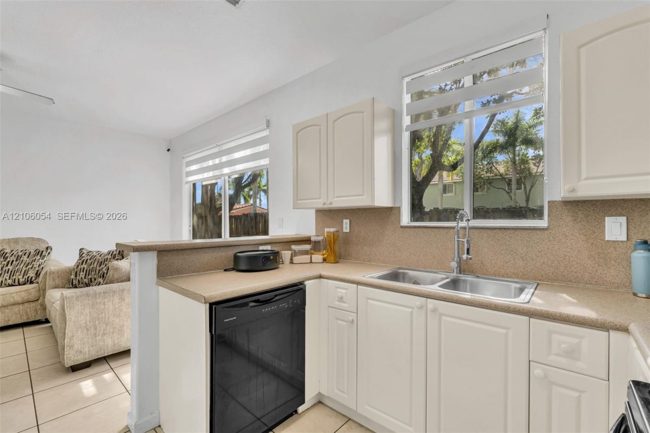 1406 SE 26th Ct, Unit 311, Homestead, FL 33035 Photo