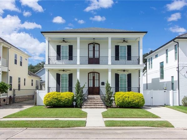 6768 PONTCHARTRAIN Boulevard , New Orleans, LA 70124