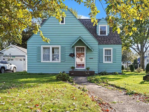 701 Myrtle Avenue, Sturgis, MI 49091