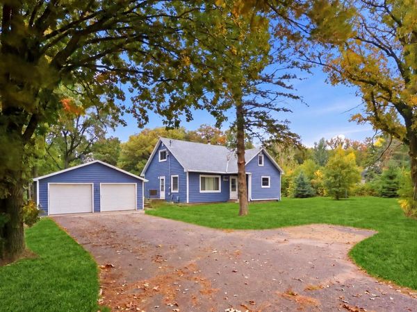 13784 160th Avenue , Little Falls, MN 56345