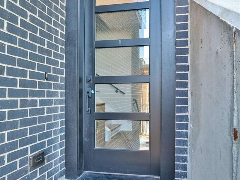 128 Goethe Street, Cincinnati, OH 45202 Photo 3