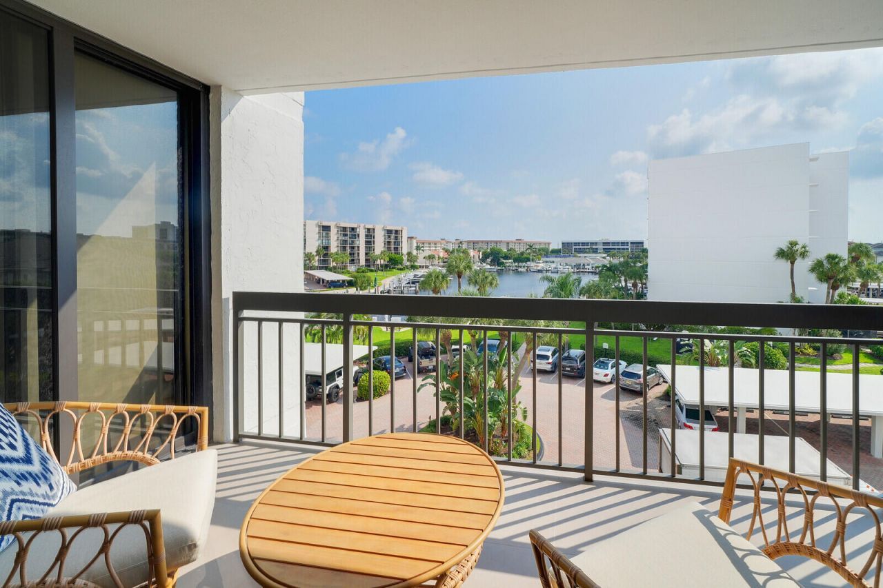 2697 N Ocean, Unit F-403, Boca Raton, FL 33431 Photo