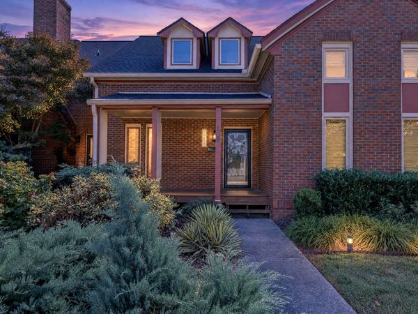 906B Russell St , Nashville, TN 37206