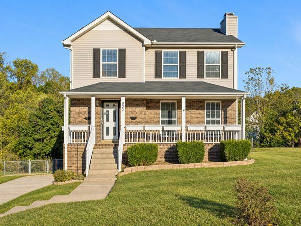922 Roedeer Dr, Clarksville, TN 37042