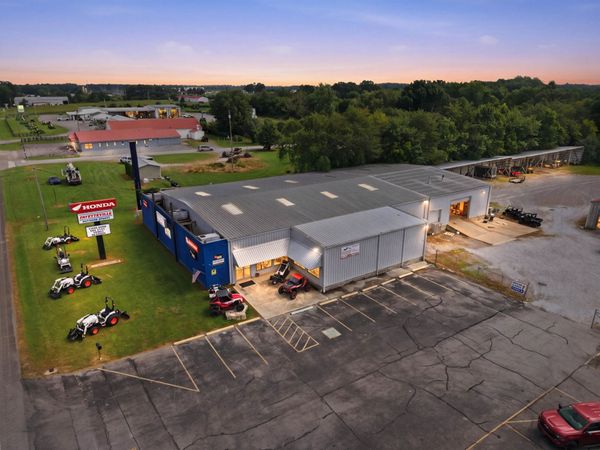 2908 Huntsville Hwy , Fayetteville, TN 37334