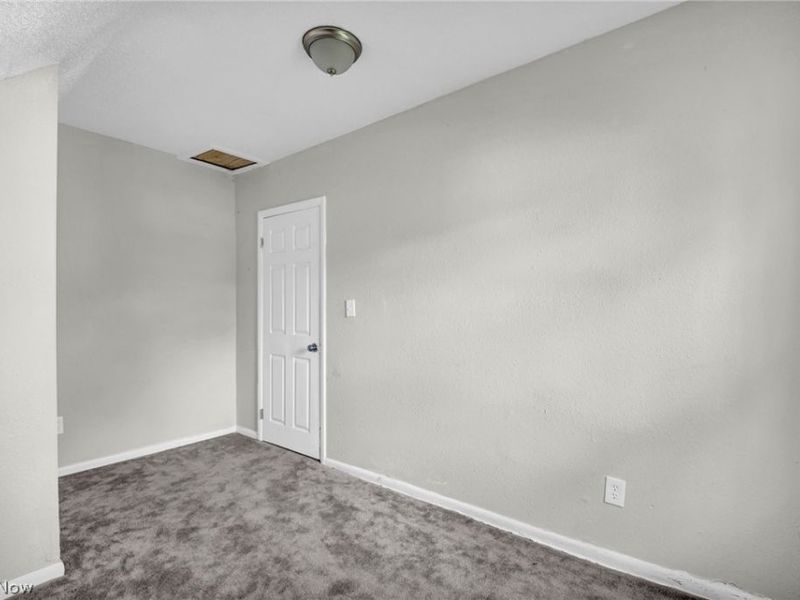 9610 Edmunds Avenue, Cleveland, OH 44106 Photo 19