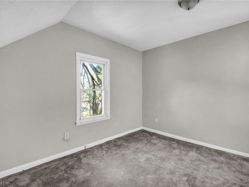 9610 Edmunds Avenue, Cleveland, OH 44106 Photo 23