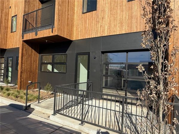 905 SE 4th Street, Unit 106, Bentonville, AR 72712