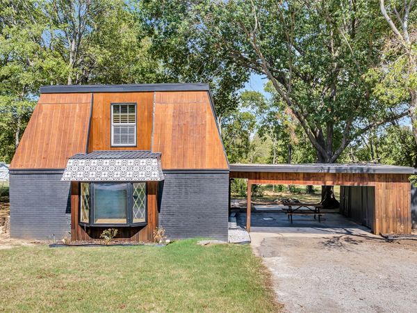 221 Meadow Road , Ardmore, OK 73401