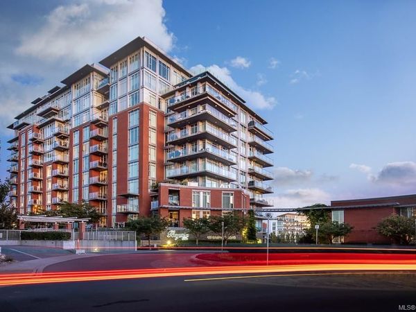 100 Saghalie Rd, Unit #905, Victoria, BC V9A 0A1