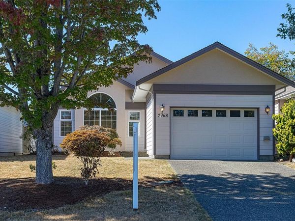7968 Polo Park Cres , Central Saanich, BC V8M 2J4