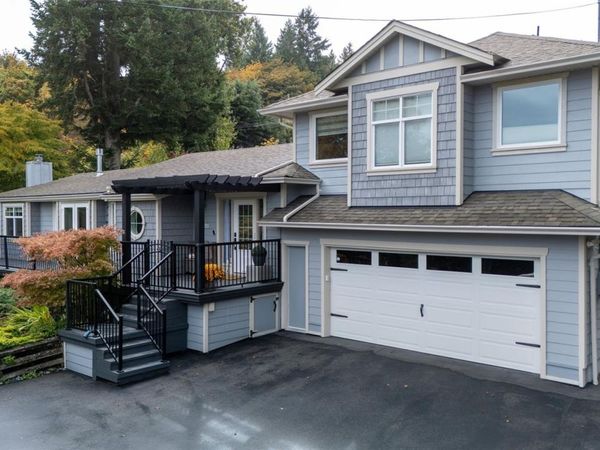 2618 Mill Bay Rd, Mill Bay, BC V8H 1C9
