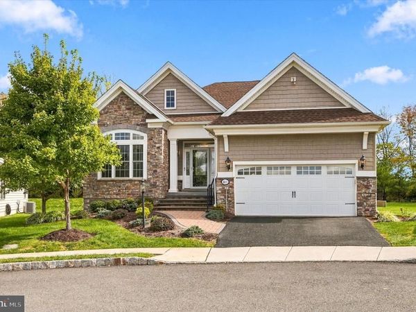 4611 SPENCER DRIVE, SCHWENKSVILLE, PA 19473