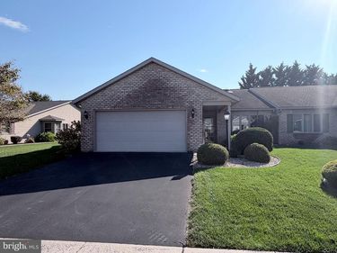 312 SUNBROOK DRIVE, CHAMBERSBURG, PA 17201