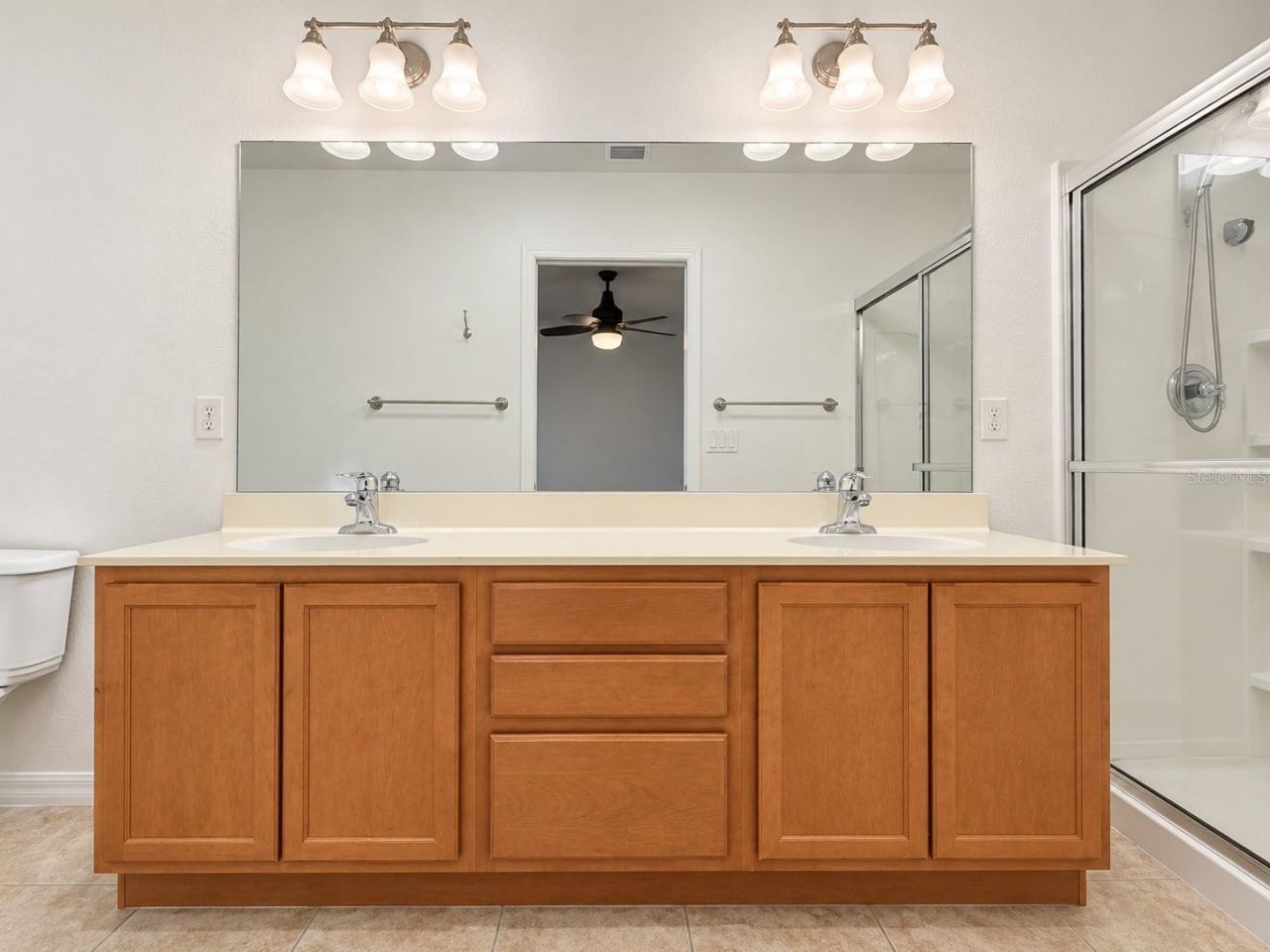 3880 82nd Avenue Circle E, Unit 104, Sarasota, FL 34243 Photo