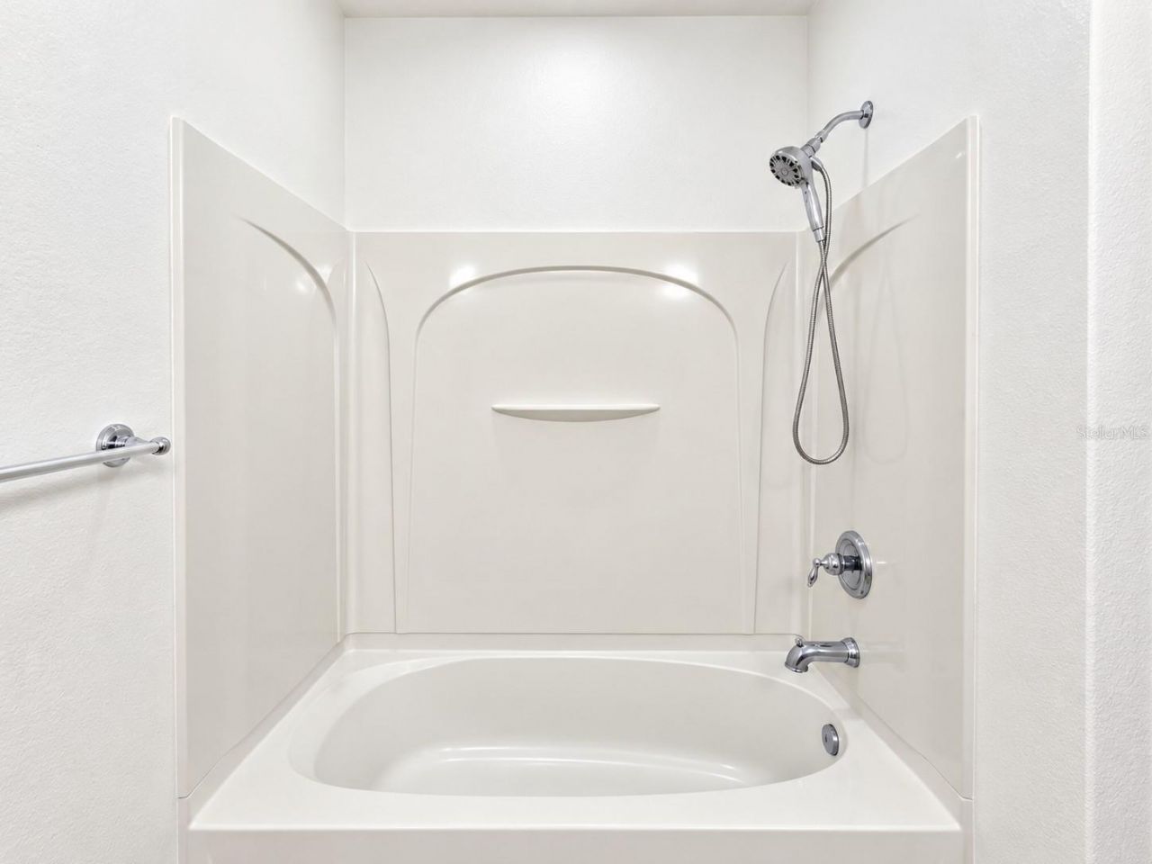 3880 82nd Avenue Circle E, Unit 104, Sarasota, FL 34243 Photo