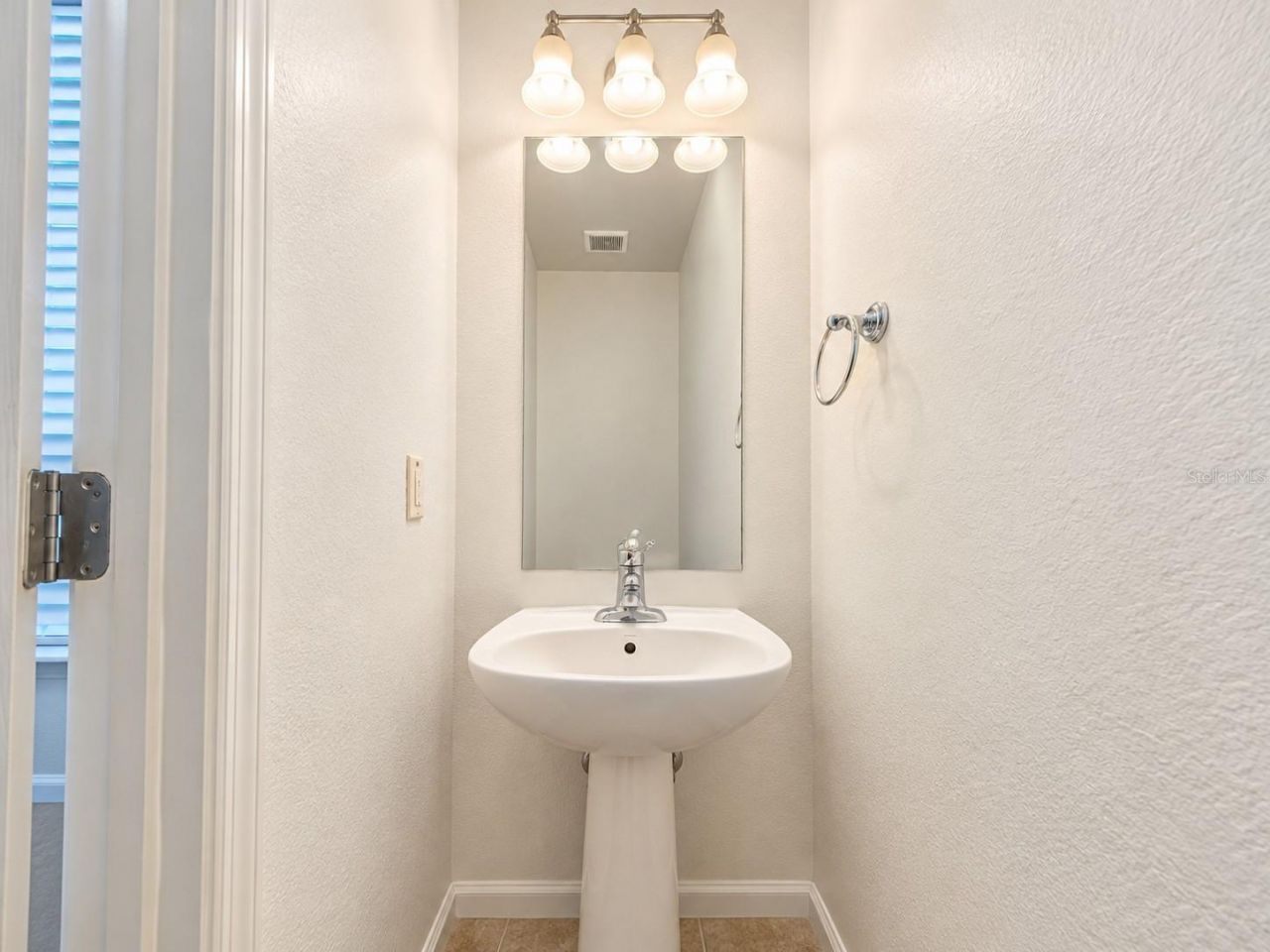 3880 82nd Avenue Circle E, Unit 104, Sarasota, FL 34243 Photo