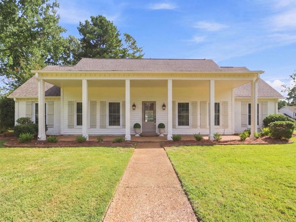1984 ALDER BRANCH DR, Germantown, TN 38139