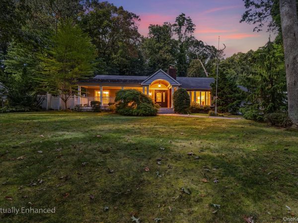 27 Willoughby Path , East Northport, NY 11731