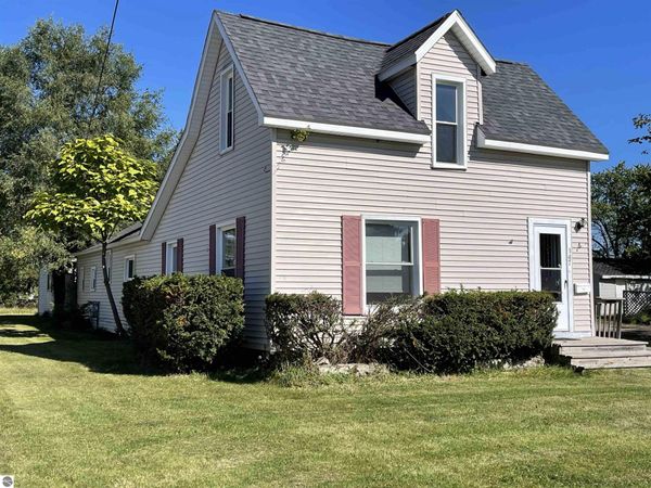 147 Carpenter Street, West Branch, MI 48661