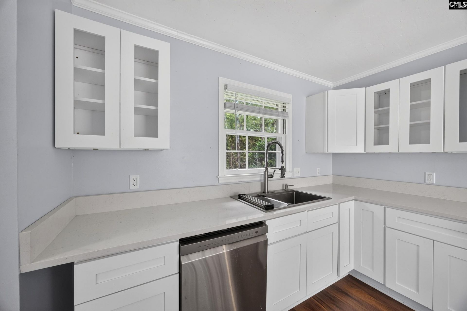 324 Dutch Drive  Photo 7