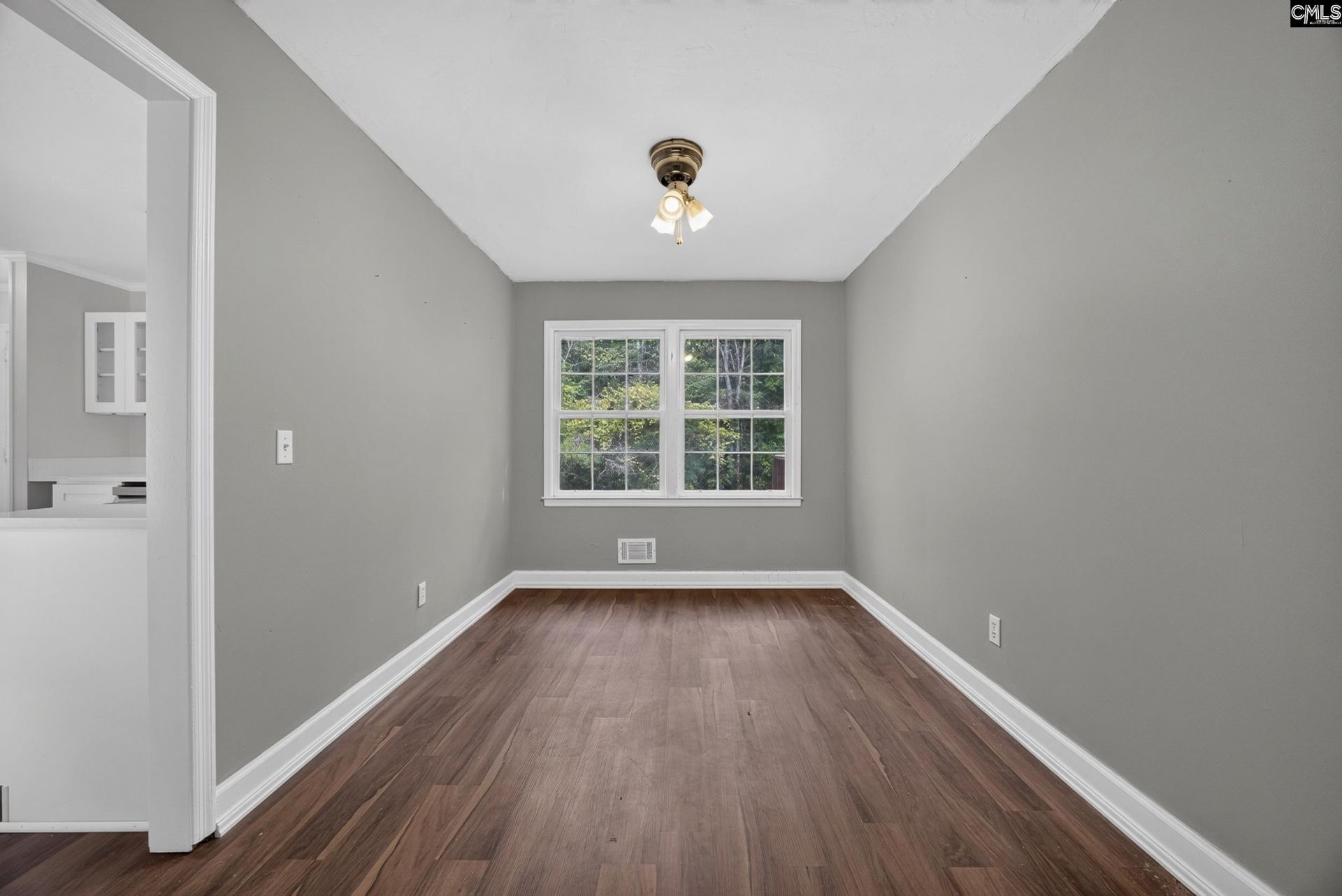 324 Dutch Drive  Photo 9