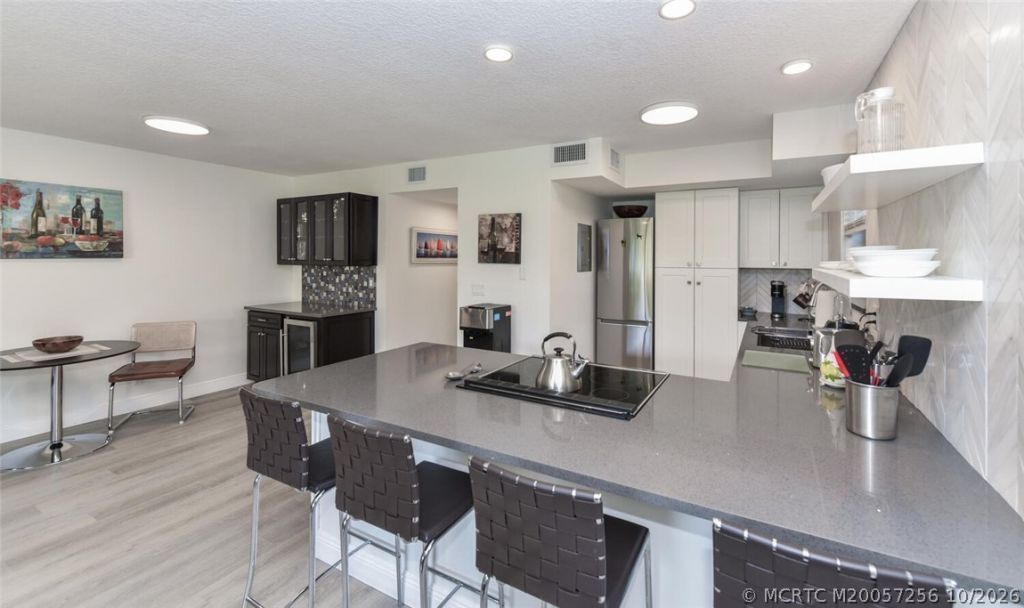 541 SW South River Drive, Unit 103, Stuart, FL 34997 Photo