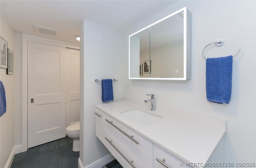541 SW South River Drive, Unit 103, Stuart, FL 34997 Photo