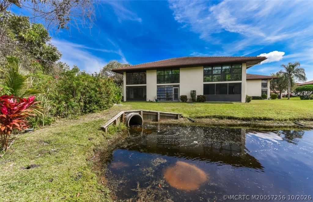 541 SW South River Drive, Unit 103, Stuart, FL 34997 Photo