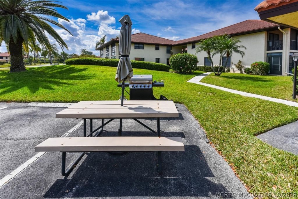 541 SW South River Drive, Unit 103, Stuart, FL 34997 Photo