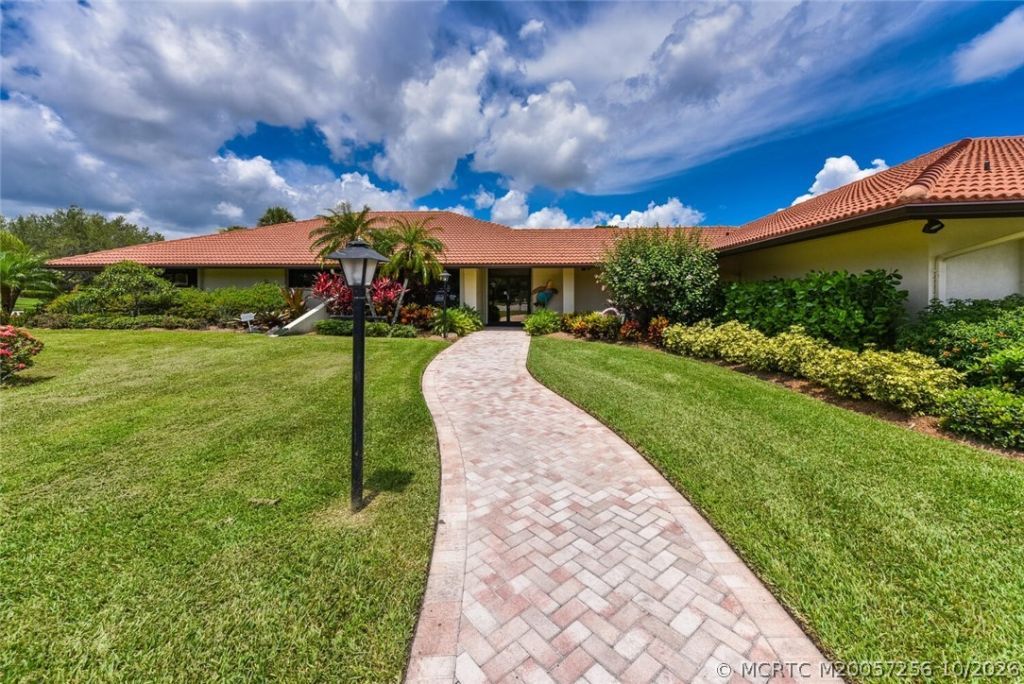 541 SW South River Drive, Unit 103, Stuart, FL 34997 Photo