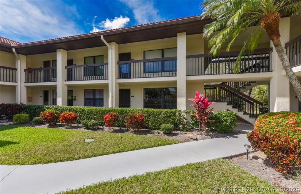 541 SW South River Drive, Unit 103, Stuart, FL 34997 Photo