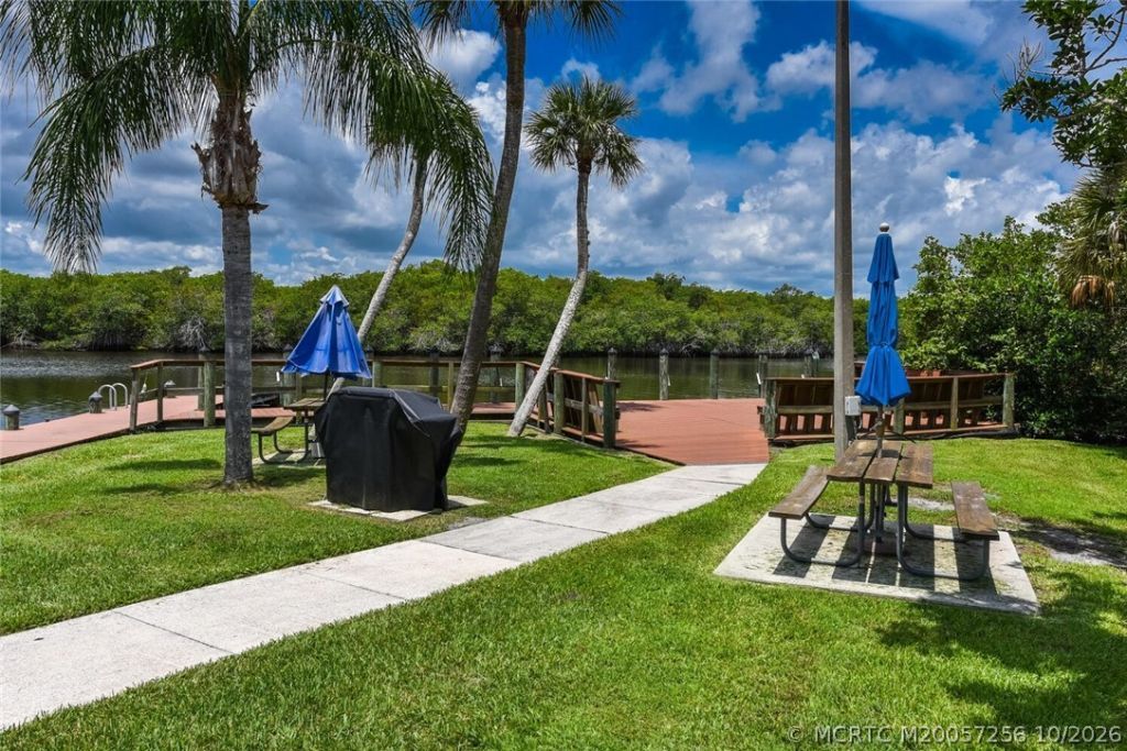 541 SW South River Drive, Unit 103, Stuart, FL 34997 Photo