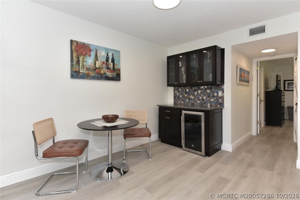 541 SW South River Drive, Unit 103, Stuart, FL 34997 Photo