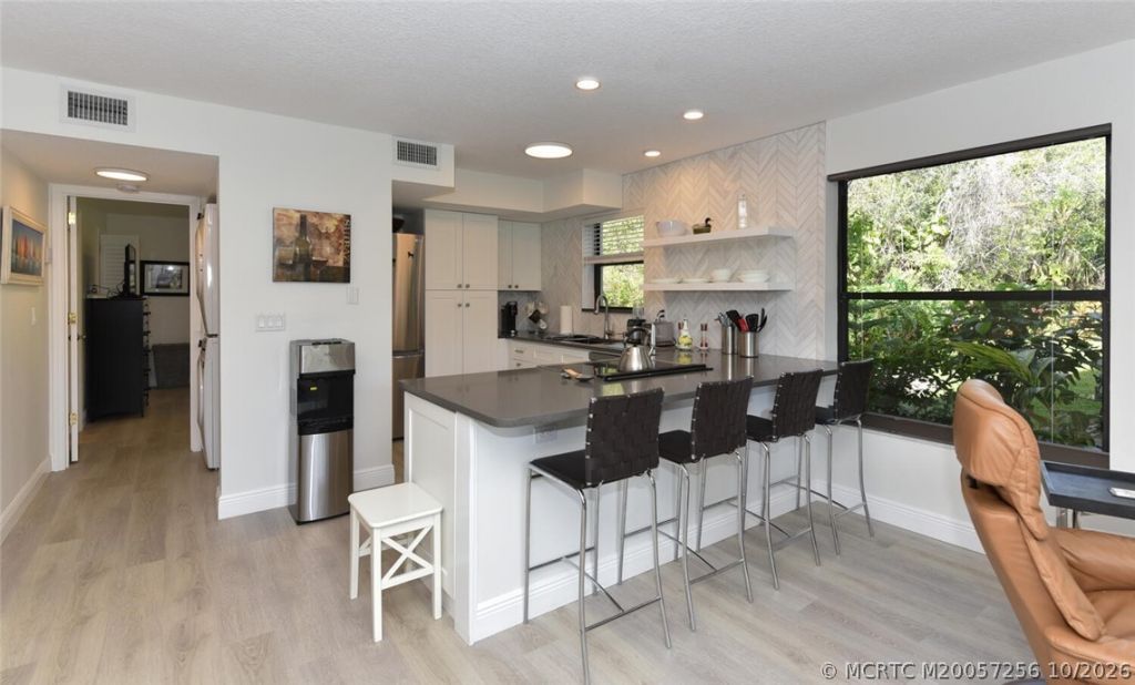 541 SW South River Drive, Unit 103, Stuart, FL 34997 Photo
