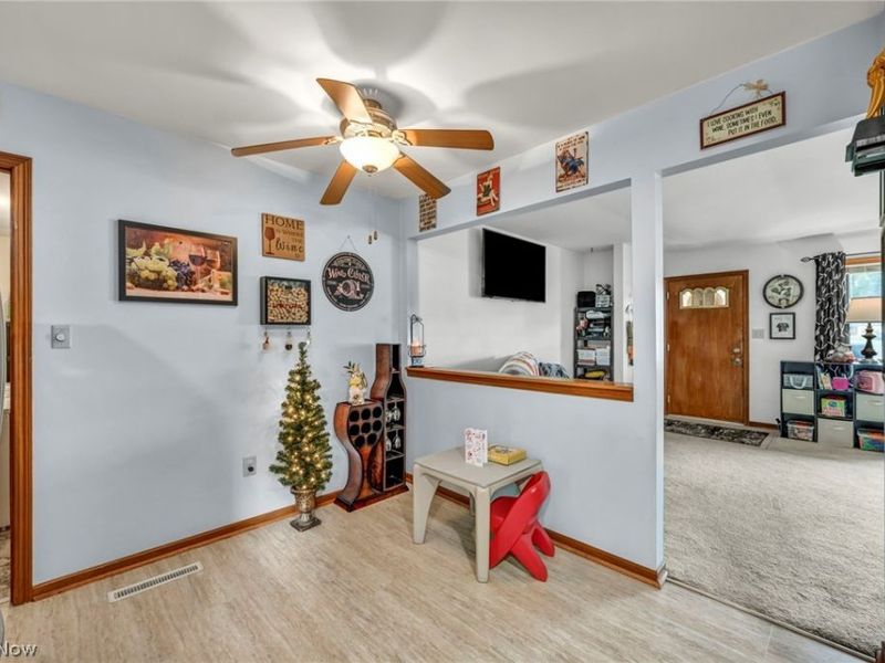 455 Lemae Street, Newton Falls, OH 44444 Photo 6