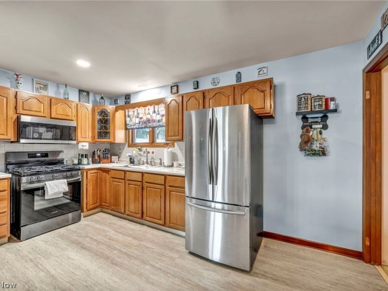 455 Lemae Street, Newton Falls, OH 44444 Photo 8