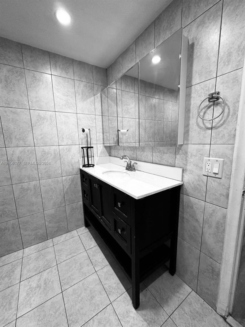 10000 NW 80 Ct , Unit 2543, Hialeah Gardens, FL 33016 Photo