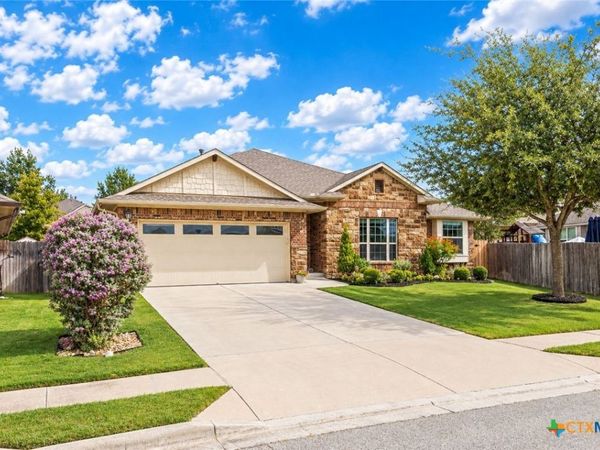 441 Lismore Street , Hutto, TX 78634