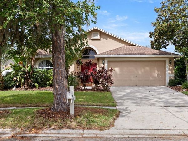 17504 WOODTHRUSH PLACE, TAMPA, FL 33647