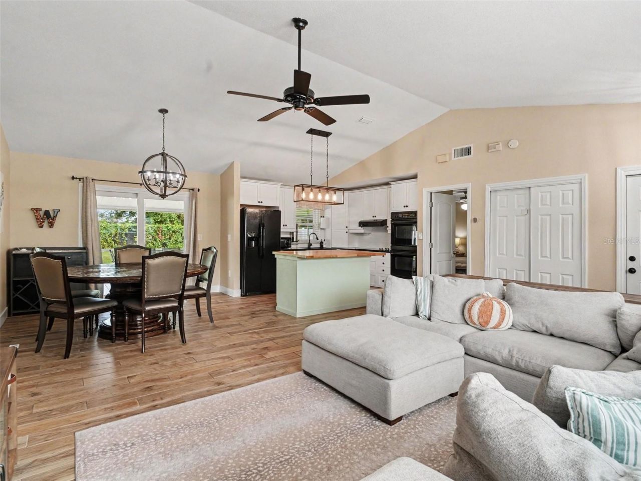 4333 Charing Cross Road , Sarasota, FL 34241 Photo
