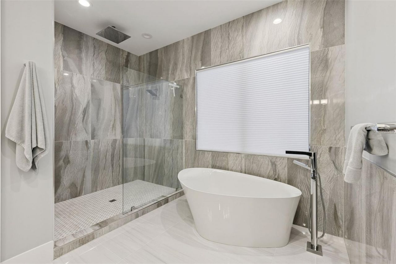 16101 Vetta Drive, Montverde, FL 34756 Photo