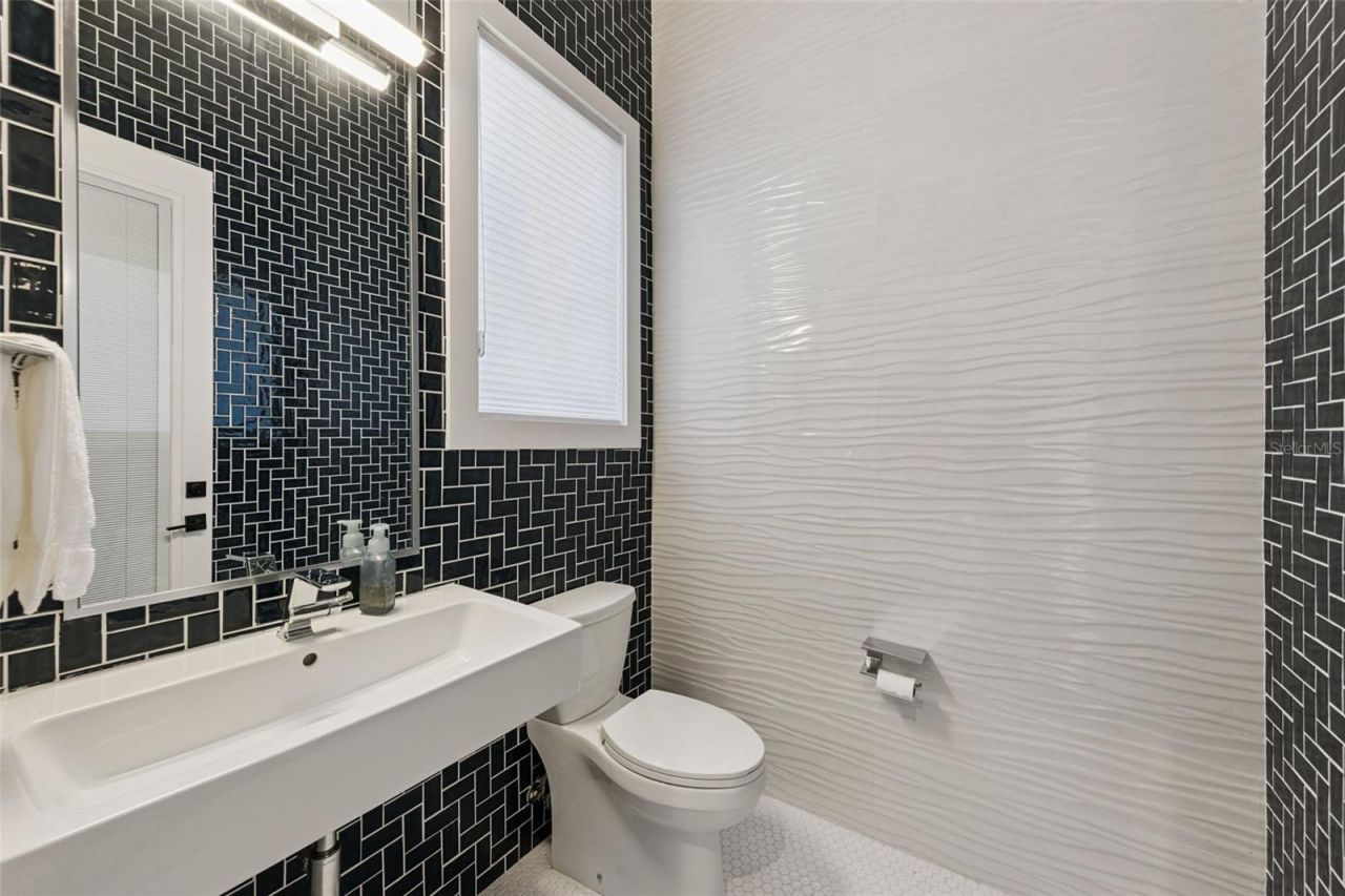 16101 Vetta Drive, Montverde, FL 34756 Photo