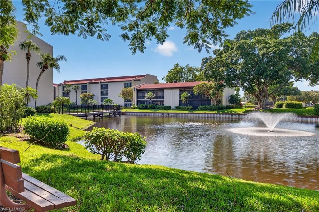 4387 Bowsprit Ct, Unit 1B, Fort Myers, FL 33919 Photo