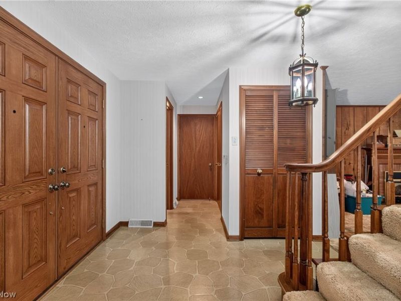 2550 Dogwood Drive NE, Massillon, OH 44646 Photo 7